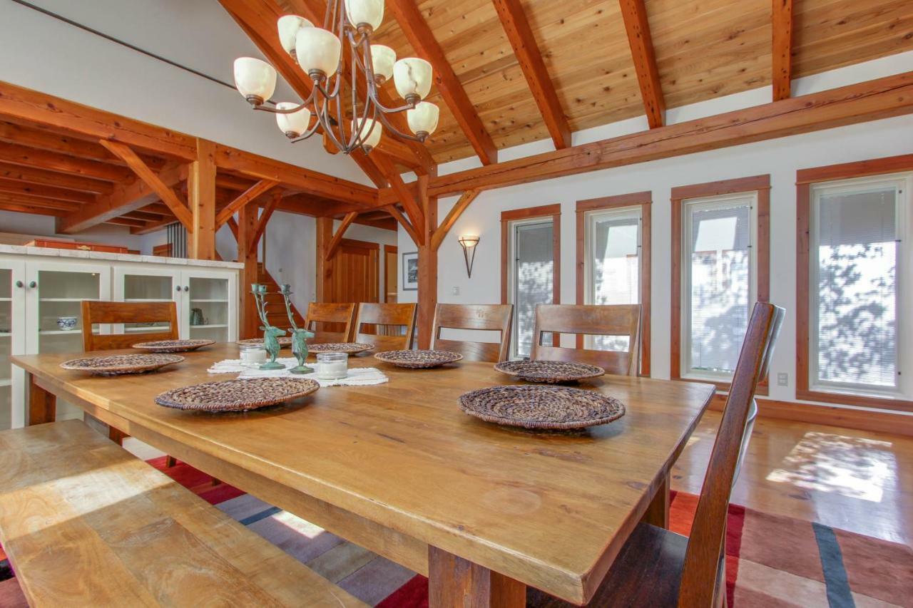 Bottle Bay Lakefront Lodge ساندبوينت المظهر الخارجي الصورة
