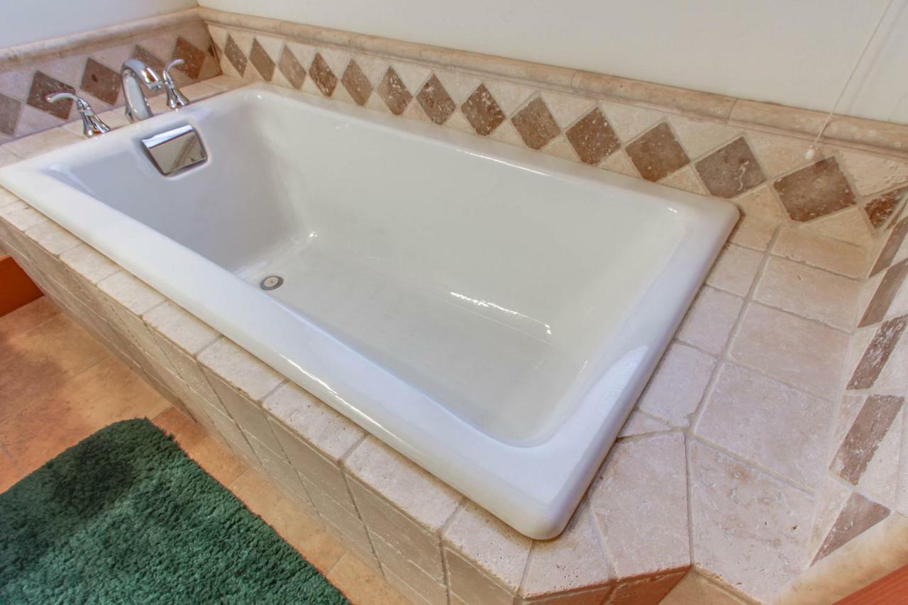 Bottle Bay Lakefront Lodge ساندبوينت المظهر الخارجي الصورة
